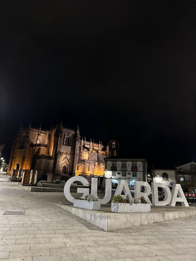 Rustico T1 No Centro Cidade Guarda Esterno foto
